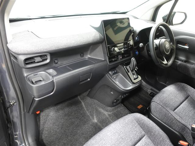 シエンタ ハイブリッドＺ　フルセグ　メモリーナビ　ＤＶＤ再生　ミュージックプレイヤー接続可　バックカメラ　衝突被害軽減システム　ＥＴＣ　ドラレコ　両側電動スライド　ＬＥＤヘッドランプ　ウオークスルー　乗車定員７人　３列シート（10枚目）