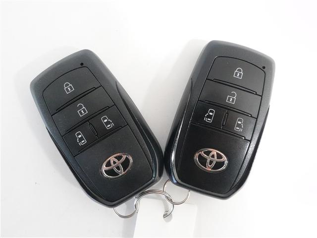 シエンタ ハイブリッドＺ　フルセグ　メモリーナビ　ＤＶＤ再生　ミュージックプレイヤー接続可　バックカメラ　衝突被害軽減システム　ＥＴＣ　ドラレコ　両側電動スライド　ＬＥＤヘッドランプ　ウオークスルー　乗車定員７人　３列シート（18枚目）