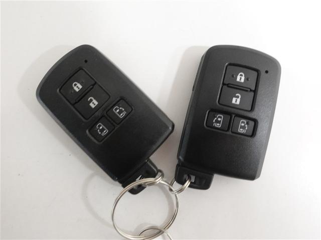 ノア Si フルセグ メモリーナビ DVD再生 ミュージックプレイヤー接続可 後席モニター バックカメラ ETC ドラレコ 両側電動スライド LEDヘッドランプ ウオークスルー 乗車定員7人 3列シート 記録簿(18枚目)