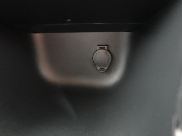 ヤリスクロス ハイブリッドＧ　フルセグ　ＤＶＤ再生　ミュージックプレイヤー接続可　バックカメラ　衝突被害軽減システム　ＥＴＣ　ドラレコ　ワンオーナー　記録簿（27枚目）