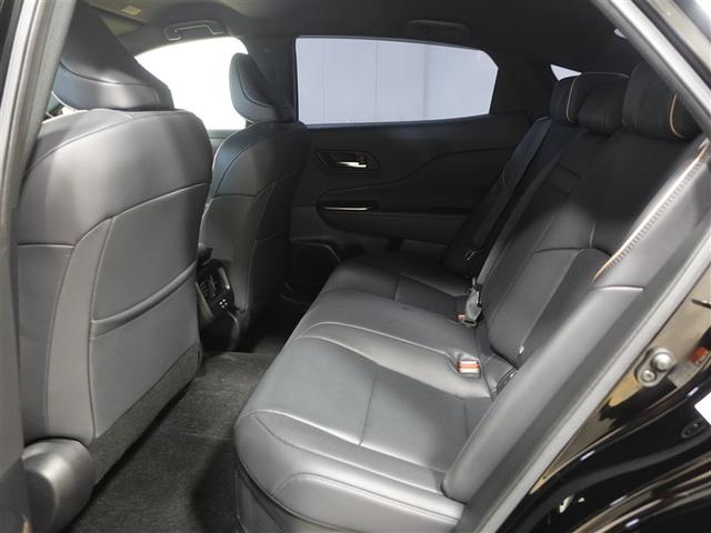 クラウンクロスオーバー Gアドバンスド・レザーパッケージ 革シート 4WD フルセグ ミュージックプレイヤー接続可 バックカメラ 衝突被害軽減システム ETC ドラレコ LEDヘッドランプ ワンオーナー 記録簿(7枚目)