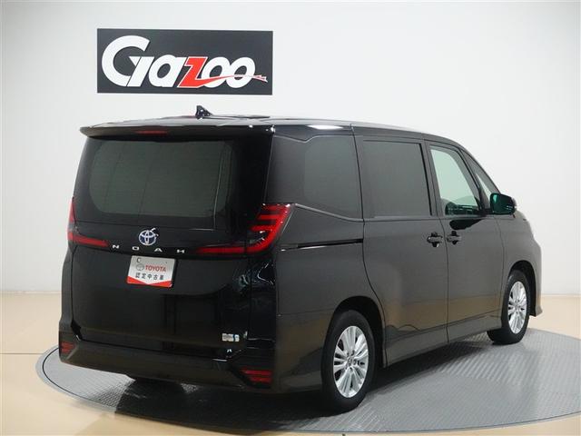 ノア ハイブリッドＳ－Ｇ　フルセグ　メモリーナビ　ＤＶＤ再生　ミュージックプレイヤー接続可　後席モニター　バックカメラ　衝突被害軽減システム　ＥＴＣ　ドラレコ　両側電動スライド　ＬＥＤヘッドランプ　乗車定員８人　３列シート（4枚目）