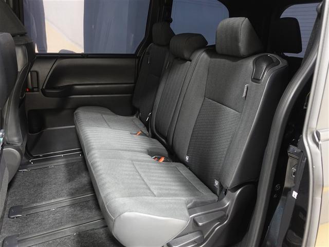 ノア ハイブリッドＳ－Ｇ　フルセグ　メモリーナビ　ＤＶＤ再生　ミュージックプレイヤー接続可　後席モニター　バックカメラ　衝突被害軽減システム　ＥＴＣ　ドラレコ　両側電動スライド　ＬＥＤヘッドランプ　乗車定員８人　３列シート（7枚目）