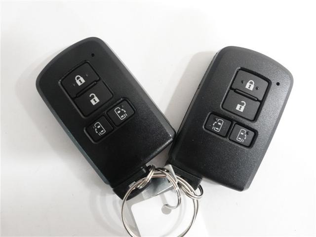 エスクァイア Gi フルセグ メモリーナビ DVD再生 ミュージックプレイヤー接続可 バックカメラ 衝突被害軽減システム ETC 両側電動スライド LEDヘッドランプ 乗車定員7人 3列シート 記録簿(18枚目)