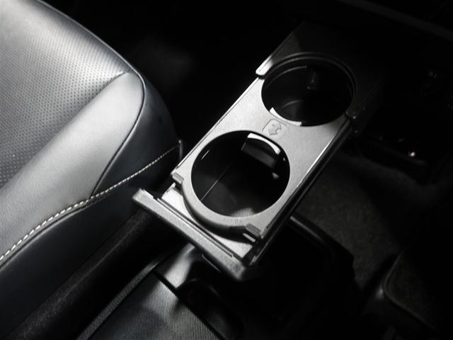 エスクァイア Gi フルセグ メモリーナビ DVD再生 ミュージックプレイヤー接続可 バックカメラ 衝突被害軽減システム ETC 両側電動スライド LEDヘッドランプ 乗車定員7人 3列シート 記録簿(28枚目)