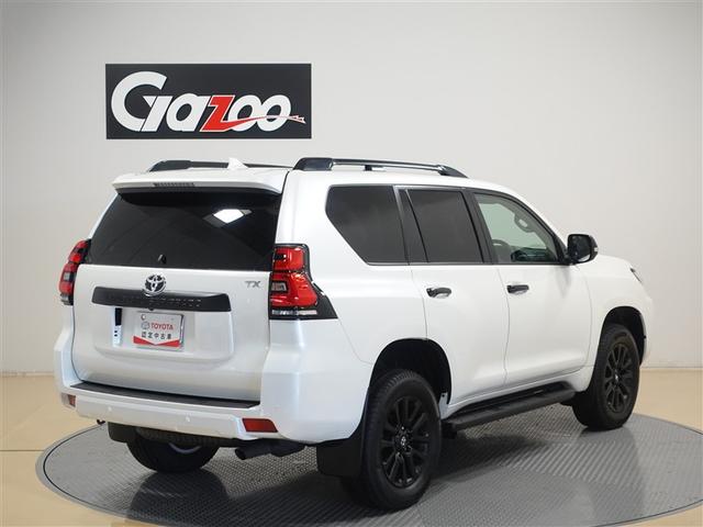 ランドクルーザープラド TX Lパッケージ マットブラックエディション 革シート サンルーフ 4WD フルセグ メモリーナビ ミュージックプレイヤー接続可 バックカメラ 衝突被害軽減システム ETC LEDヘッドランプ ワンオーナー 記録簿(4枚目)