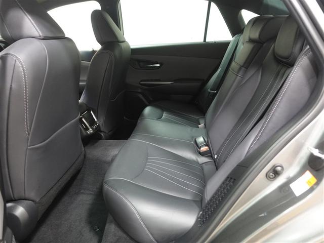 クラウンハイブリッド ＲＳ　リミテッドＩＩ　革シート　フルセグ　メモリーナビ　ＤＶＤ再生　ミュージックプレイヤー接続可　バックカメラ　衝突被害軽減システム　ＥＴＣ　ＬＥＤヘッドランプ　ワンオーナー　記録簿（7枚目）