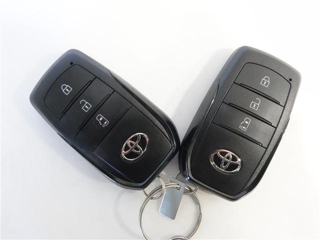 ノア ハイブリッドS-G フルセグ メモリーナビ DVD再生 ミュージックプレイヤー接続可 後席モニター バックカメラ 衝突被害軽減システム ETC 電動スライドドア LEDヘッドランプ 乗車定員7人 3列シート ワンオーナー(18枚目)