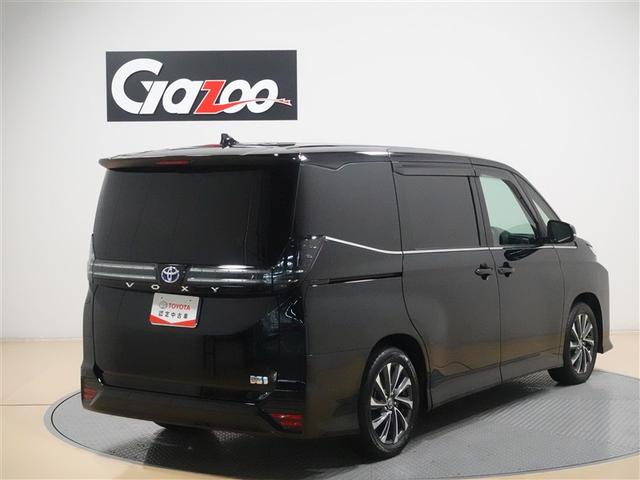 ヴォクシー ハイブリッドＳ－Ｚ　フルセグ　メモリーナビ　ＤＶＤ再生　ミュージックプレイヤー接続可　後席モニター　バックカメラ　衝突被害軽減システム　ＥＴＣ　ドラレコ　両側電動スライド　ＬＥＤヘッドランプ　乗車定員７人　３列シート（4枚目）