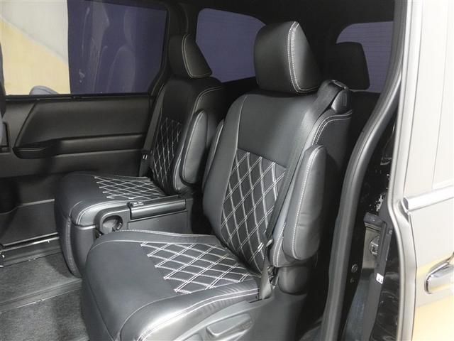 ヴォクシー ハイブリッドＳ－Ｚ　フルセグ　メモリーナビ　ＤＶＤ再生　ミュージックプレイヤー接続可　後席モニター　バックカメラ　衝突被害軽減システム　ＥＴＣ　ドラレコ　両側電動スライド　ＬＥＤヘッドランプ　乗車定員７人　３列シート（7枚目）