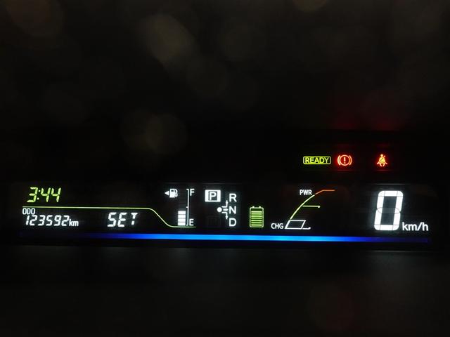 プリウスα Ｓ　サンルーフ　フルセグ　ＨＤＤナビ　ＤＶＤ再生　ミュージックプレイヤー接続可　バックカメラ　ＥＴＣ　ドラレコ　ＬＥＤヘッドランプ　ワンオーナー　フルエアロ　記録簿（10枚目）