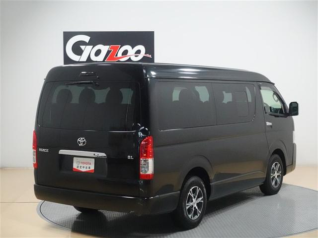 ハイエースワゴン ＧＬ　フルセグ　メモリーナビ　ＤＶＤ再生　ミュージックプレイヤー接続可　後席モニター　バックカメラ　衝突被害軽減システム　ＥＴＣ　ドラレコ　電動スライドドア　ＬＥＤヘッドランプ　乗車定員１０人　３列シート（4枚目）