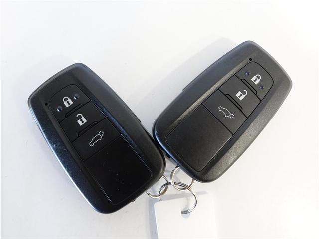 カローラクロス ハイブリッド　Ｚ　サンルーフ　フルセグ　メモリーナビ　ミュージックプレイヤー接続可　バックカメラ　衝突被害軽減システム　ＥＴＣ　ドラレコ　ＬＥＤヘッドランプ　ワンオーナー　記録簿（18枚目）
