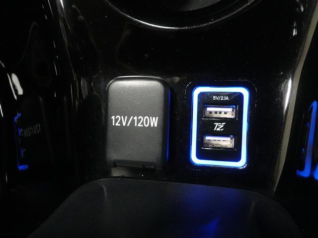 プリウス Ｓツーリングセレクション　４ＷＤ　フルセグ　メモリーナビ　ＤＶＤ再生　ミュージックプレイヤー接続可　バックカメラ　衝突被害軽減システム　ＥＴＣ　ドラレコ　ＬＥＤヘッドランプ　ワンオーナー　フルエアロ　記録簿（26枚目）