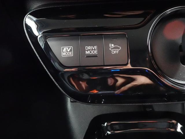 プリウス Ｓツーリングセレクション　４ＷＤ　フルセグ　メモリーナビ　ＤＶＤ再生　ミュージックプレイヤー接続可　バックカメラ　衝突被害軽減システム　ＥＴＣ　ドラレコ　ＬＥＤヘッドランプ　ワンオーナー　フルエアロ　記録簿（29枚目）