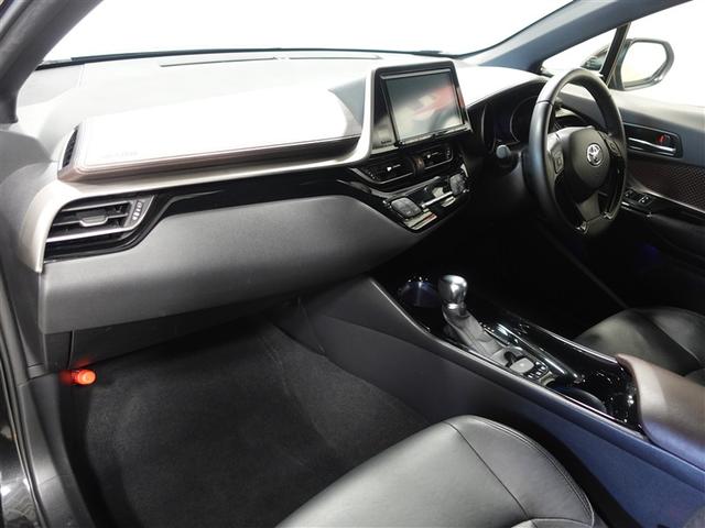 Ｃ－ＨＲ Ｇ　革シート　フルセグ　メモリーナビ　ＤＶＤ再生　ミュージックプレイヤー接続可　バックカメラ　衝突被害軽減システム　ＥＴＣ　ＬＥＤヘッドランプ　ワンオーナー　記録簿（9枚目）