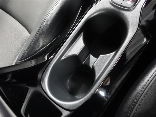 カローラクロス Z ミュージックプレイヤー接続可 バックカメラ 衝突被害軽減システム ETC LEDヘッドランプ ワンオーナー 記録簿(28枚目)