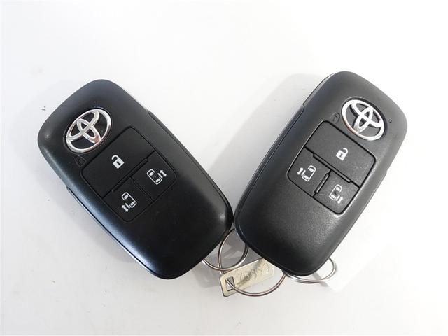 ルーミー カスタムＧ　フルセグ　ミュージックプレイヤー接続可　バックカメラ　衝突被害軽減システム　ＥＴＣ　ドラレコ　両側電動スライド　ＬＥＤヘッドランプ　ウオークスルー　ワンオーナー　記録簿　アイドリングストップ（18枚目）