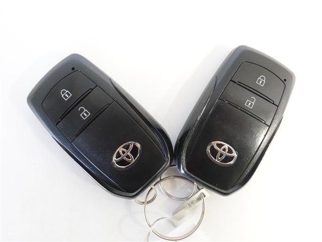 ヤリス X メモリーナビ ミュージックプレイヤー接続可 バックカメラ 衝突被害軽減システム ETC 記録簿(18枚目)