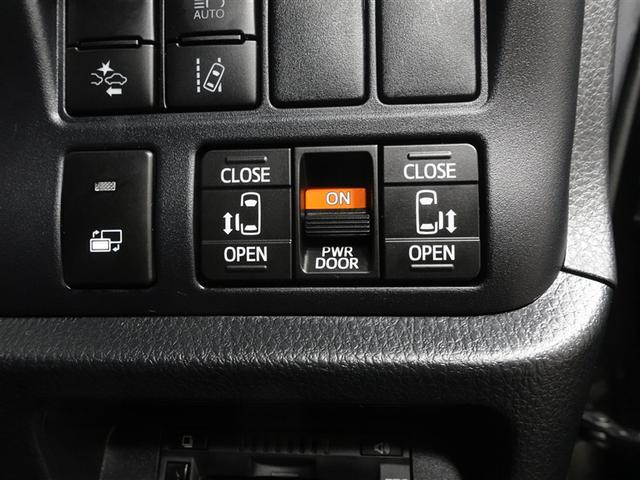 ヴォクシー ＺＳ　煌ＩＩ　フルセグ　メモリーナビ　ＤＶＤ再生　ミュージックプレイヤー接続可　バックカメラ　衝突被害軽減システム　ＥＴＣ　ドラレコ　両側電動スライド　ＬＥＤヘッドランプ　ウオークスルー　乗車定員７人　３列シート（16枚目）