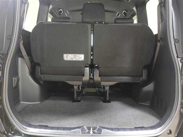 ヴォクシー ＺＳ　煌ＩＩ　フルセグ　メモリーナビ　ＤＶＤ再生　ミュージックプレイヤー接続可　バックカメラ　衝突被害軽減システム　ＥＴＣ　ドラレコ　両側電動スライド　ＬＥＤヘッドランプ　ウオークスルー　乗車定員７人　３列シート（21枚目）