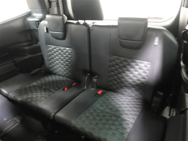 ヴォクシー Ｓ－Ｚ　フルセグ　メモリーナビ　ＤＶＤ再生　ミュージックプレイヤー接続可　バックカメラ　衝突被害軽減システム　ＥＴＣ　ドラレコ　両側電動スライド　ＬＥＤヘッドランプ　乗車定員７人　３列シート　ワンオーナー（8枚目）