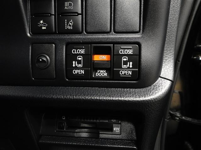 ノア Ｓｉ　ダブルバイビーＩＩ　フルセグ　メモリーナビ　ＤＶＤ再生　ミュージックプレイヤー接続可　後席モニター　バックカメラ　衝突被害軽減システム　ＥＴＣ　ドラレコ　両側電動スライド　ＬＥＤヘッドランプ　ウオークスルー　乗車定員７人（16枚目）