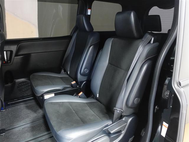 ノア ハイブリッドＳｉ　ダブルバイビーＩＩＩ　フルセグ　メモリーナビ　ＤＶＤ再生　ミュージックプレイヤー接続可　後席モニター　バックカメラ　衝突被害軽減システム　ＥＴＣ　ドラレコ　両側電動スライド　ＬＥＤヘッドランプ　乗車定員７人　３列シート（7枚目）