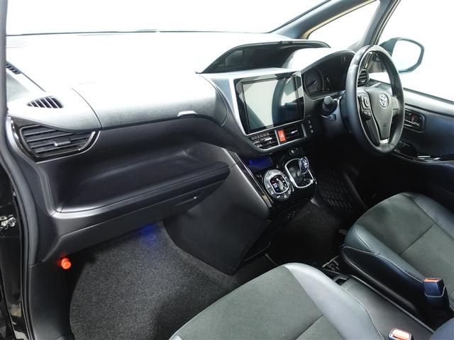 ノア ハイブリッドＳｉ　ダブルバイビーＩＩＩ　フルセグ　メモリーナビ　ＤＶＤ再生　ミュージックプレイヤー接続可　後席モニター　バックカメラ　衝突被害軽減システム　ＥＴＣ　ドラレコ　両側電動スライド　ＬＥＤヘッドランプ　乗車定員７人　３列シート（10枚目）