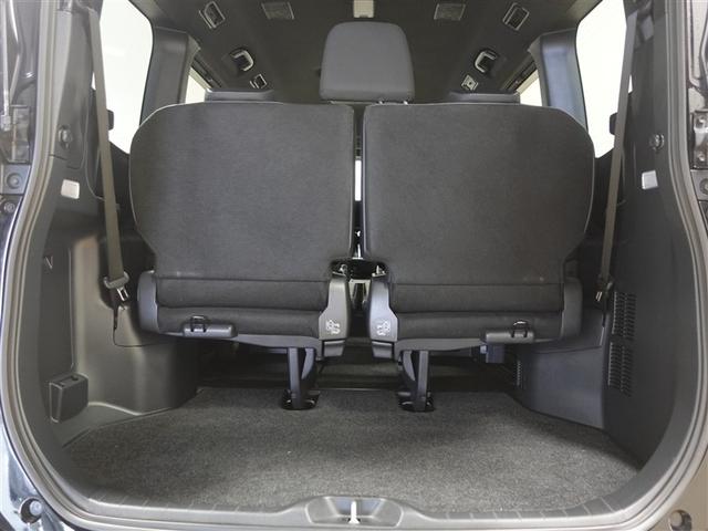 ヴォクシー Ｓ－Ｚ　フルセグ　メモリーナビ　ＤＶＤ再生　ミュージックプレイヤー接続可　後席モニター　バックカメラ　衝突被害軽減システム　ＥＴＣ　ドラレコ　両側電動スライド　ＬＥＤヘッドランプ　乗車定員７人　３列シート（21枚目）