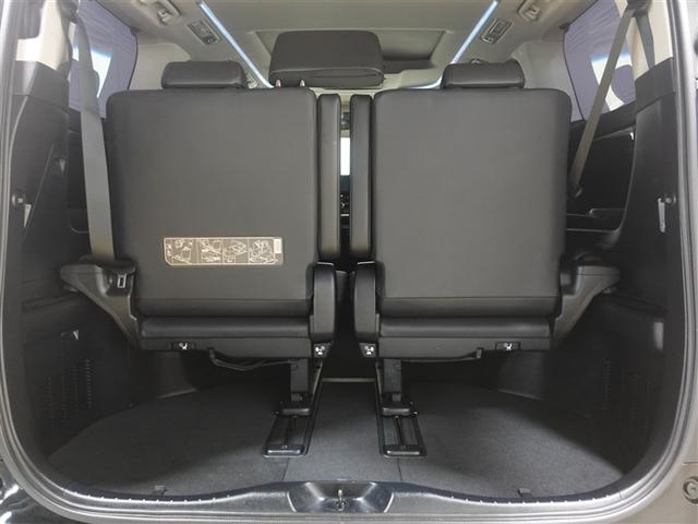 アルファード ２．５Ｓ　Ｃパッケージ　サンルーフ　フルセグ　メモリーナビ　ＤＶＤ再生　ミュージックプレイヤー接続可　後席モニター　バックカメラ　衝突被害軽減システム　ＥＴＣ　両側電動スライド　ＬＥＤヘッドランプ　乗車定員７人　３列シート（21枚目）