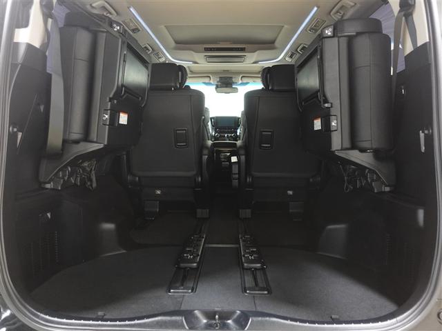 アルファード ２．５Ｓ　Ｃパッケージ　サンルーフ　フルセグ　メモリーナビ　ＤＶＤ再生　ミュージックプレイヤー接続可　後席モニター　バックカメラ　衝突被害軽減システム　ＥＴＣ　両側電動スライド　ＬＥＤヘッドランプ　乗車定員７人　３列シート（22枚目）