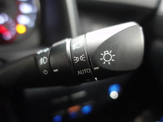 アルファード ２．５Ｓ　Ｃパッケージ　サンルーフ　フルセグ　メモリーナビ　ＤＶＤ再生　ミュージックプレイヤー接続可　後席モニター　バックカメラ　衝突被害軽減システム　ＥＴＣ　両側電動スライド　ＬＥＤヘッドランプ　乗車定員７人　３列シート（26枚目）