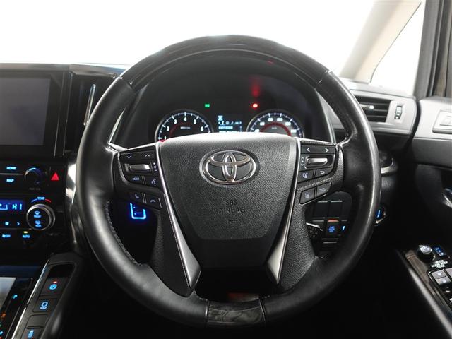 アルファード ２．５Ｓ　Ｃパッケージ　サンルーフ　フルセグ　メモリーナビ　ＤＶＤ再生　ミュージックプレイヤー接続可　後席モニター　バックカメラ　衝突被害軽減システム　ＥＴＣ　両側電動スライド　ＬＥＤヘッドランプ　乗車定員７人　３列シート（30枚目）