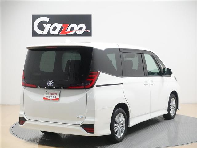 ノア ハイブリッドＳ－Ｇ　フルセグ　メモリーナビ　ＤＶＤ再生　ミュージックプレイヤー接続可　後席モニター　バックカメラ　衝突被害軽減システム　ＥＴＣ　両側電動スライド　ＬＥＤヘッドランプ　乗車定員７人　３列シート　ワンオーナー（4枚目）