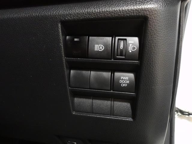 ノア ハイブリッドＳ－Ｇ　フルセグ　メモリーナビ　ＤＶＤ再生　ミュージックプレイヤー接続可　後席モニター　バックカメラ　衝突被害軽減システム　ＥＴＣ　両側電動スライド　ＬＥＤヘッドランプ　乗車定員７人　３列シート　ワンオーナー（27枚目）