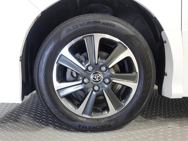 ノア Ｓｉ　ダブルバイビーＩＩ　４ＷＤ　フルセグ　メモリーナビ　ＤＶＤ再生　ミュージックプレイヤー接続可　バックカメラ　衝突被害軽減システム　ＥＴＣ　ドラレコ　両側電動スライド　ＬＥＤヘッドランプ　ウオークスルー　乗車定員７人（9枚目）