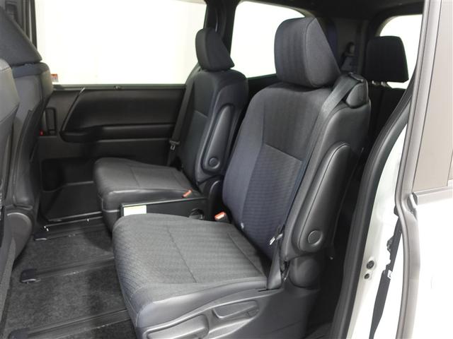 ヴォクシー ハイブリッドS-G フルセグ メモリーナビ DVD再生 ミュージックプレイヤー接続可 後席モニター バックカメラ 衝突被害軽減システム ETC ドラレコ 両側電動スライド LEDヘッドランプ 乗車定員7人 3列シート(7枚目)