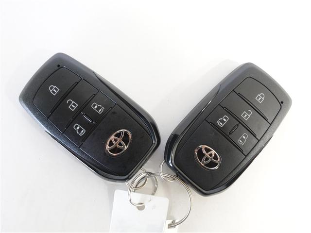 ヴォクシー ハイブリッドS-G フルセグ メモリーナビ DVD再生 ミュージックプレイヤー接続可 後席モニター バックカメラ 衝突被害軽減システム ETC ドラレコ 両側電動スライド LEDヘッドランプ 乗車定員7人 3列シート(18枚目)