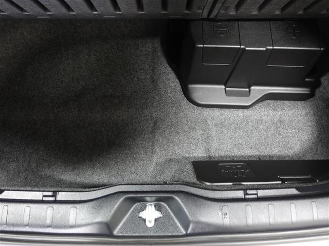 ヴォクシー ハイブリッドZS 煌III フルセグ メモリーナビ DVD再生 ミュージックプレイヤー接続可 後席モニター バックカメラ 衝突被害軽減システム ETC 両側電動スライド LEDヘッドランプ 乗車定員7人 3列シート ワンオーナー(23枚目)