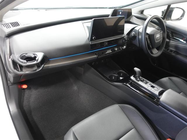 プリウス Ｚ　４ＷＤ　フルセグ　メモリーナビ　ミュージックプレイヤー接続可　バックカメラ　衝突被害軽減システム　ＥＴＣ　ドラレコ　ＬＥＤヘッドランプ　ワンオーナー　フルエアロ　記録簿（9枚目）