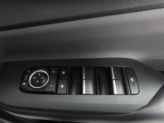 プリウス Ｚ　４ＷＤ　フルセグ　メモリーナビ　ミュージックプレイヤー接続可　バックカメラ　衝突被害軽減システム　ＥＴＣ　ドラレコ　ＬＥＤヘッドランプ　ワンオーナー　フルエアロ　記録簿（14枚目）