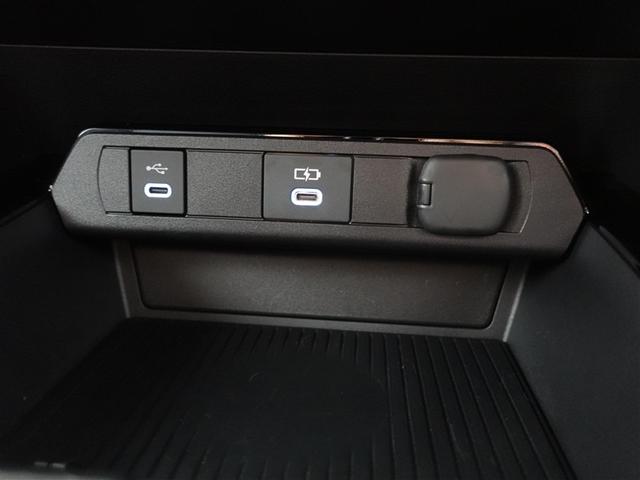 プリウス Ｚ　４ＷＤ　フルセグ　メモリーナビ　ミュージックプレイヤー接続可　バックカメラ　衝突被害軽減システム　ＥＴＣ　ドラレコ　ＬＥＤヘッドランプ　ワンオーナー　フルエアロ　記録簿（27枚目）