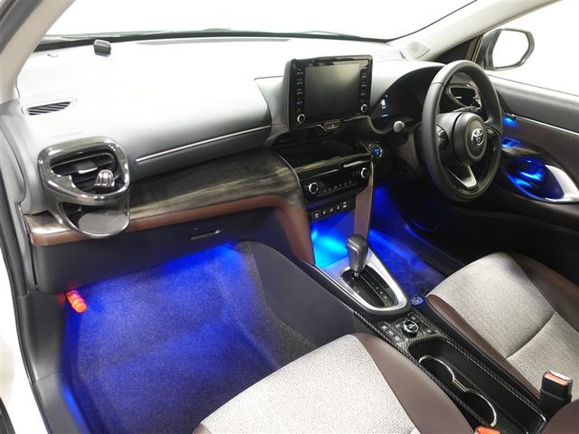 ヤリスクロス ハイブリッドZ 4WD メモリーナビ DVD再生 ミュージックプレイヤー接続可 バックカメラ 衝突被害軽減システム ETC ドラレコ LEDヘッドランプ ワンオーナー 記録簿(9枚目)