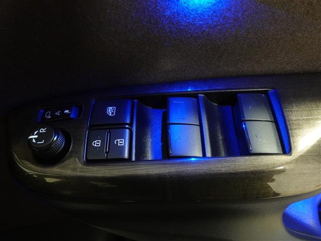 ヤリスクロス ハイブリッドZ 4WD メモリーナビ DVD再生 ミュージックプレイヤー接続可 バックカメラ 衝突被害軽減システム ETC ドラレコ LEDヘッドランプ ワンオーナー 記録簿(14枚目)