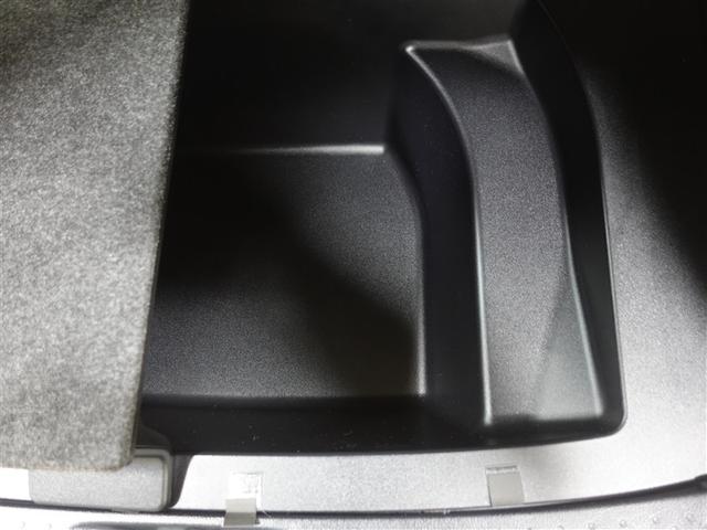 シエンタ ファンベースＧ　クエロ　フルセグ　メモリーナビ　ＤＶＤ再生　ミュージックプレイヤー接続可　後席モニター　バックカメラ　衝突被害軽減システム　両側電動スライド　ＬＥＤヘッドランプ　ウオークスルー　ワンオーナー　記録簿（23枚目）