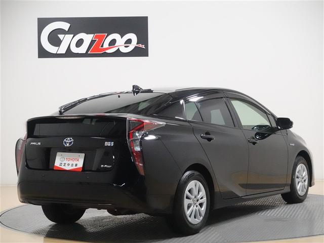 プリウス Ｓセーフティプラス　４ＷＤ　フルセグ　メモリーナビ　ＤＶＤ再生　ミュージックプレイヤー接続可　バックカメラ　衝突被害軽減システム　ＥＴＣ　ドラレコ　ＬＥＤヘッドランプ　ワンオーナー　記録簿（4枚目）