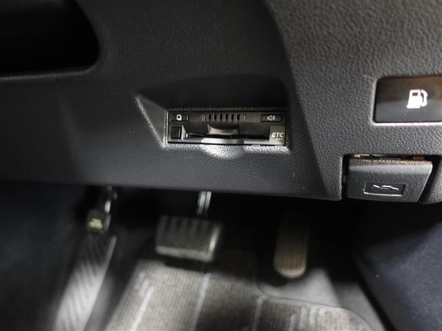 プリウス Ｓセーフティプラス　４ＷＤ　フルセグ　メモリーナビ　ＤＶＤ再生　ミュージックプレイヤー接続可　バックカメラ　衝突被害軽減システム　ＥＴＣ　ドラレコ　ＬＥＤヘッドランプ　ワンオーナー　記録簿（15枚目）