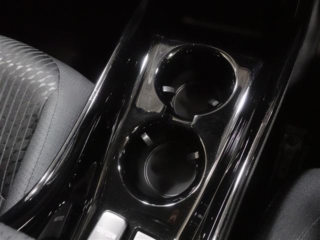 プリウス Ｓセーフティプラス　４ＷＤ　フルセグ　メモリーナビ　ＤＶＤ再生　ミュージックプレイヤー接続可　バックカメラ　衝突被害軽減システム　ＥＴＣ　ドラレコ　ＬＥＤヘッドランプ　ワンオーナー　記録簿（27枚目）