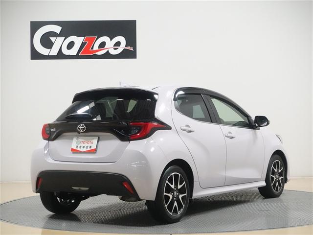 ヤリス Ｚ　メモリーナビ　ＤＶＤ再生　ミュージックプレイヤー接続可　バックカメラ　衝突被害軽減システム　ＥＴＣ　ドラレコ　ＬＥＤヘッドランプ　記録簿（4枚目）